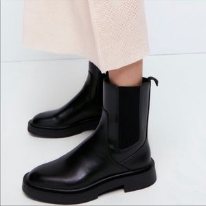 ZARA LOW HEEL ANKLE BOOTS NWT 9